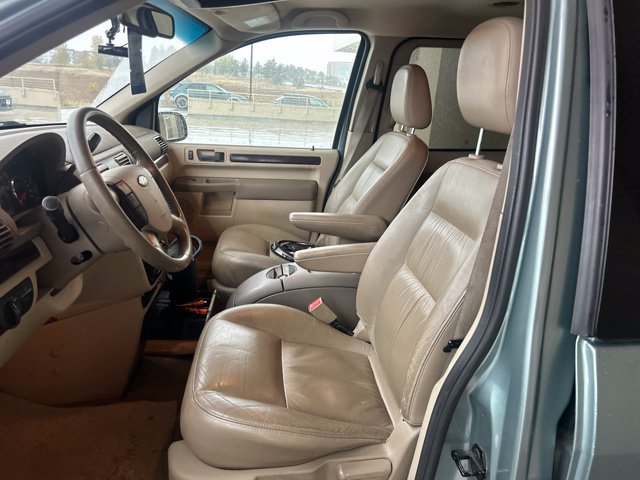 Used 2007 Ford Freestar SEL FWD image 5