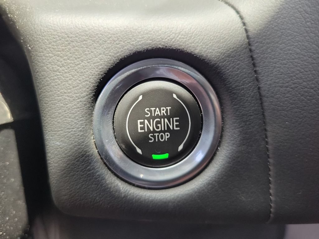 Certified 2021 GMC Yukon XL SLE AWD/4WD image 16