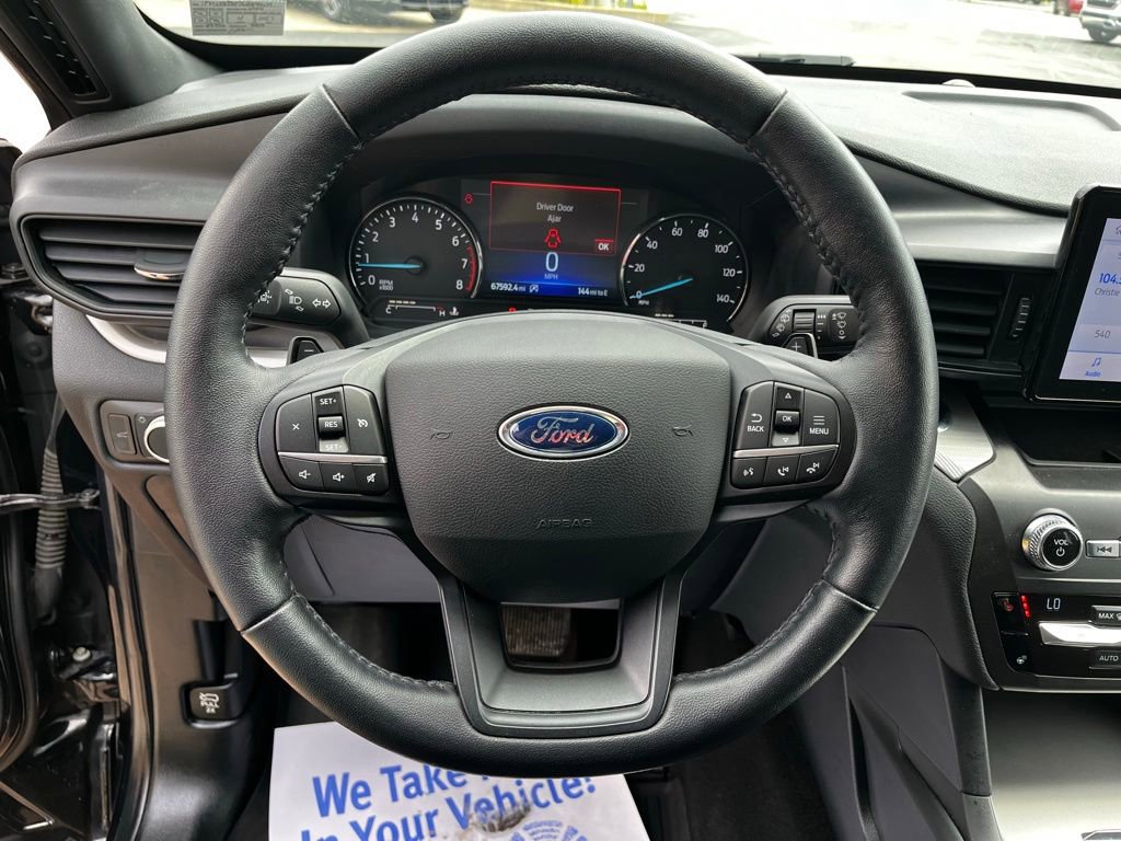 Used 2020 Ford Explorer XLT w/ Comfort Package AWD/4WD image 11