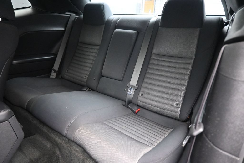 Used 2012 Dodge Challenger SXT RWD image 28
