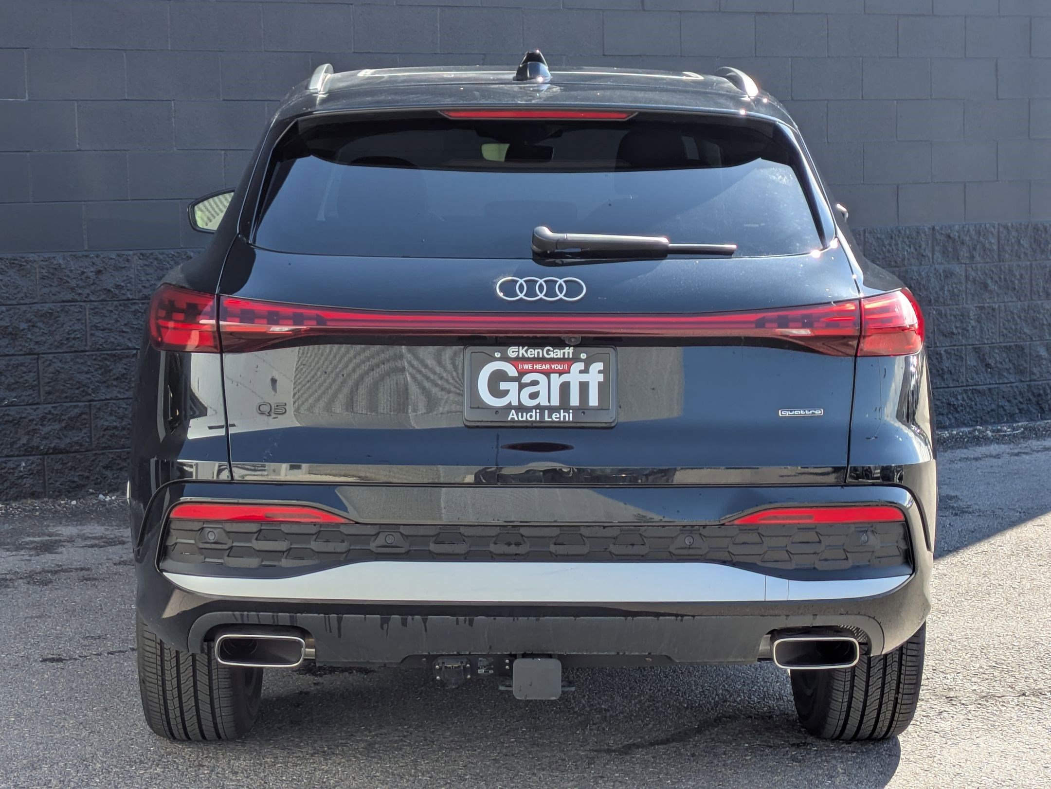 Used 2025 Audi Q5 Premium w/ Convenience Package image 7