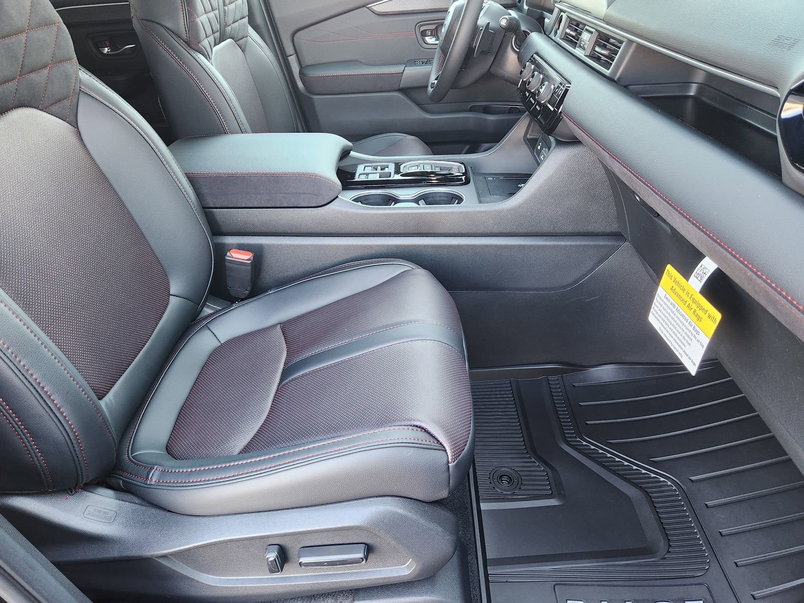 New 2026 Honda Pilot Black Edition image 17