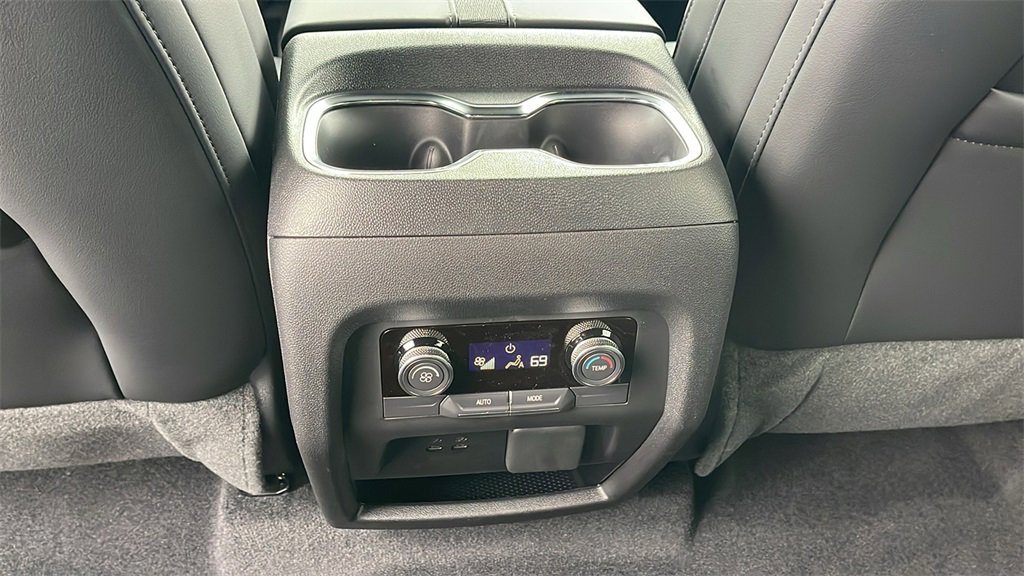 New 2026 Buick Enclave Sport Touring w/ Power Package image 16