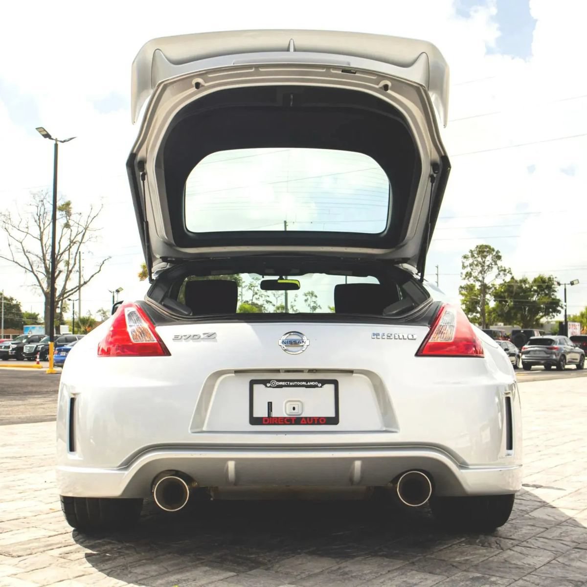 Used 2009 Nissan 370Z NISMO RWD image 23