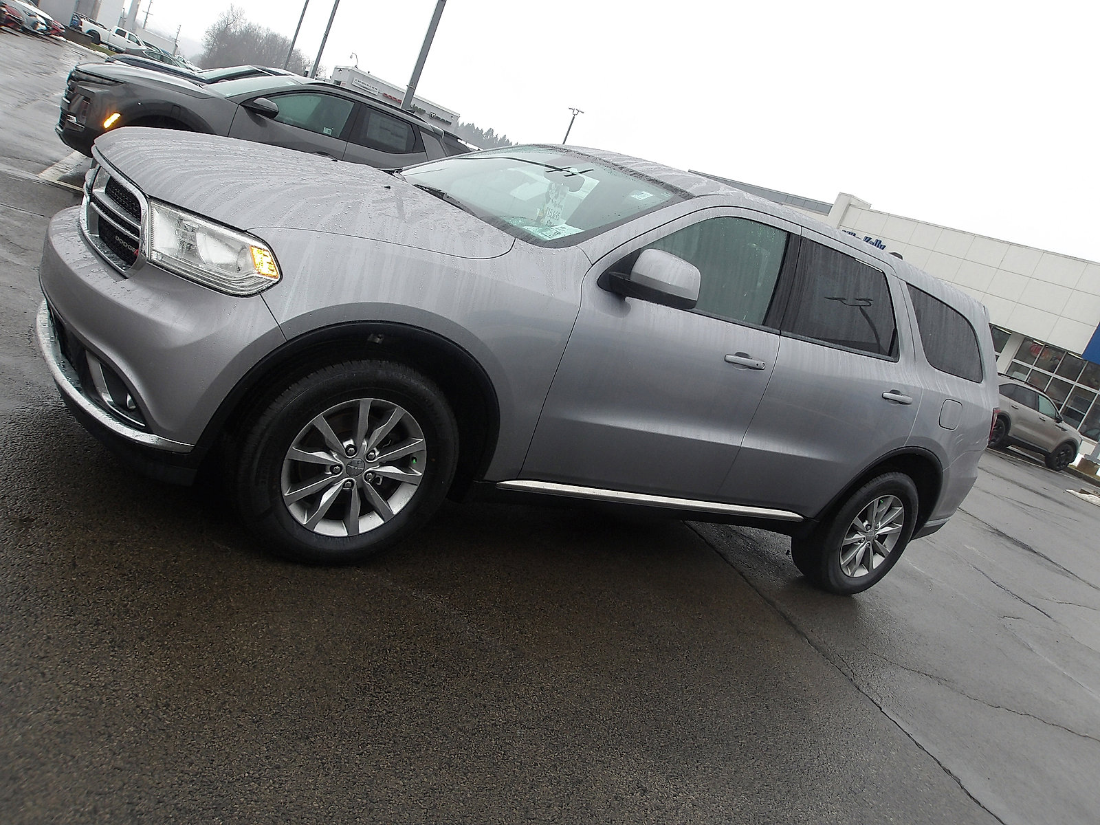 Used 2017 Dodge Durango SXT w/ 3rd Row Seating Group image 4