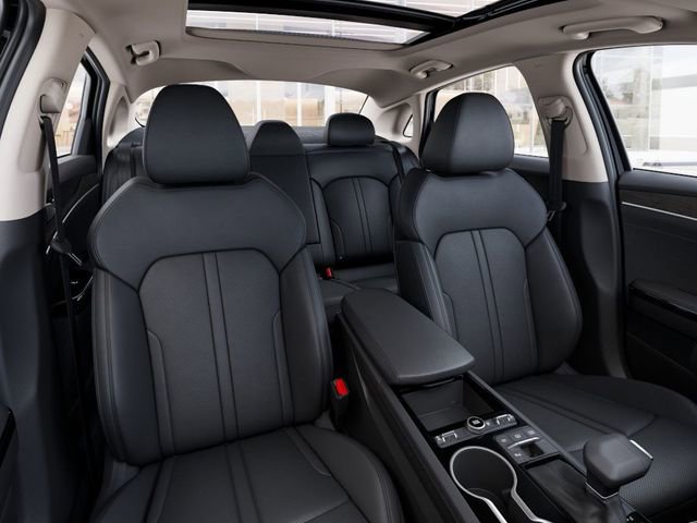 New 2026 Kia K5 EX image 15