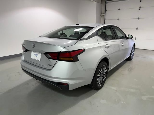 Used 2026 Nissan Altima 2.5 SV AWD/4WD image 7