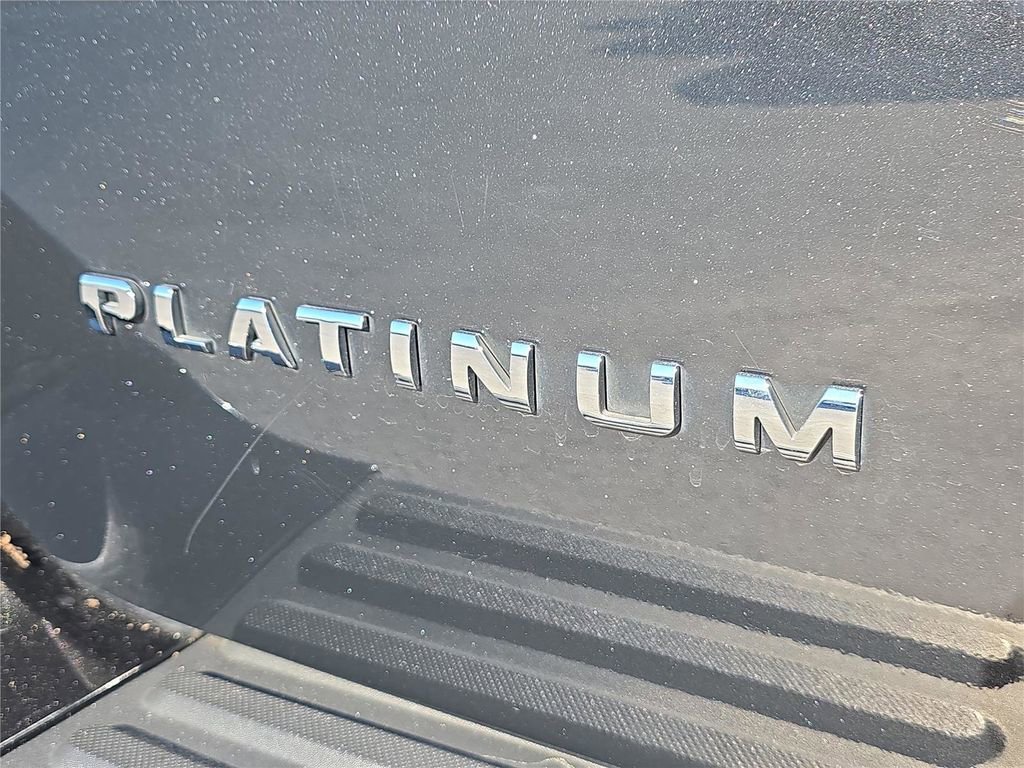 Used 2015 Ford Expedition Platinum image 6