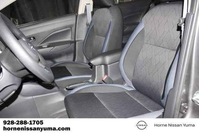 New 2025 Nissan Versa SV w/ Trunk Package image 4