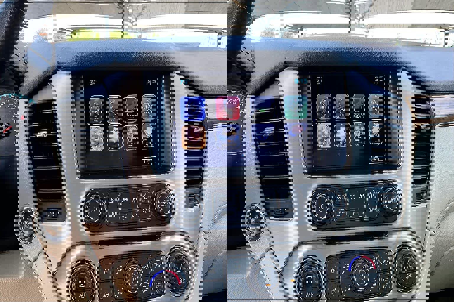 Used 2017 GMC Yukon XL Denali w/ Open Road Package image 33