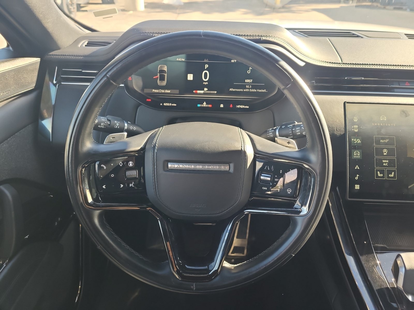Used 2024 Land Rover Range Rover Sport Dynamic SE AWD/4WD image 17