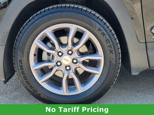 Used 2022 GMC Terrain SLT w/ Tech Package FWD image 8