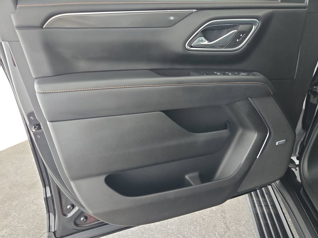 Certified 2023 GMC Yukon XL AT4 AWD/4WD image 28