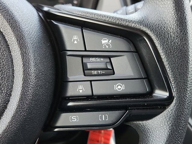 Certified 2025 Subaru Crosstrek 2.0i image 17