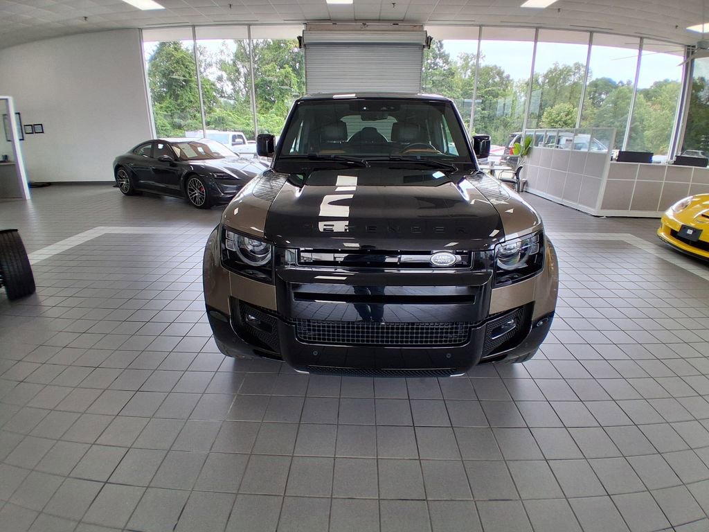 Used 2023 Land Rover Defender 110 X image 8