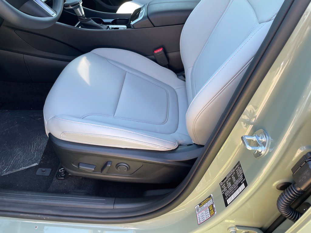 New 2026 Hyundai Santa Cruz SEL FWD image 9