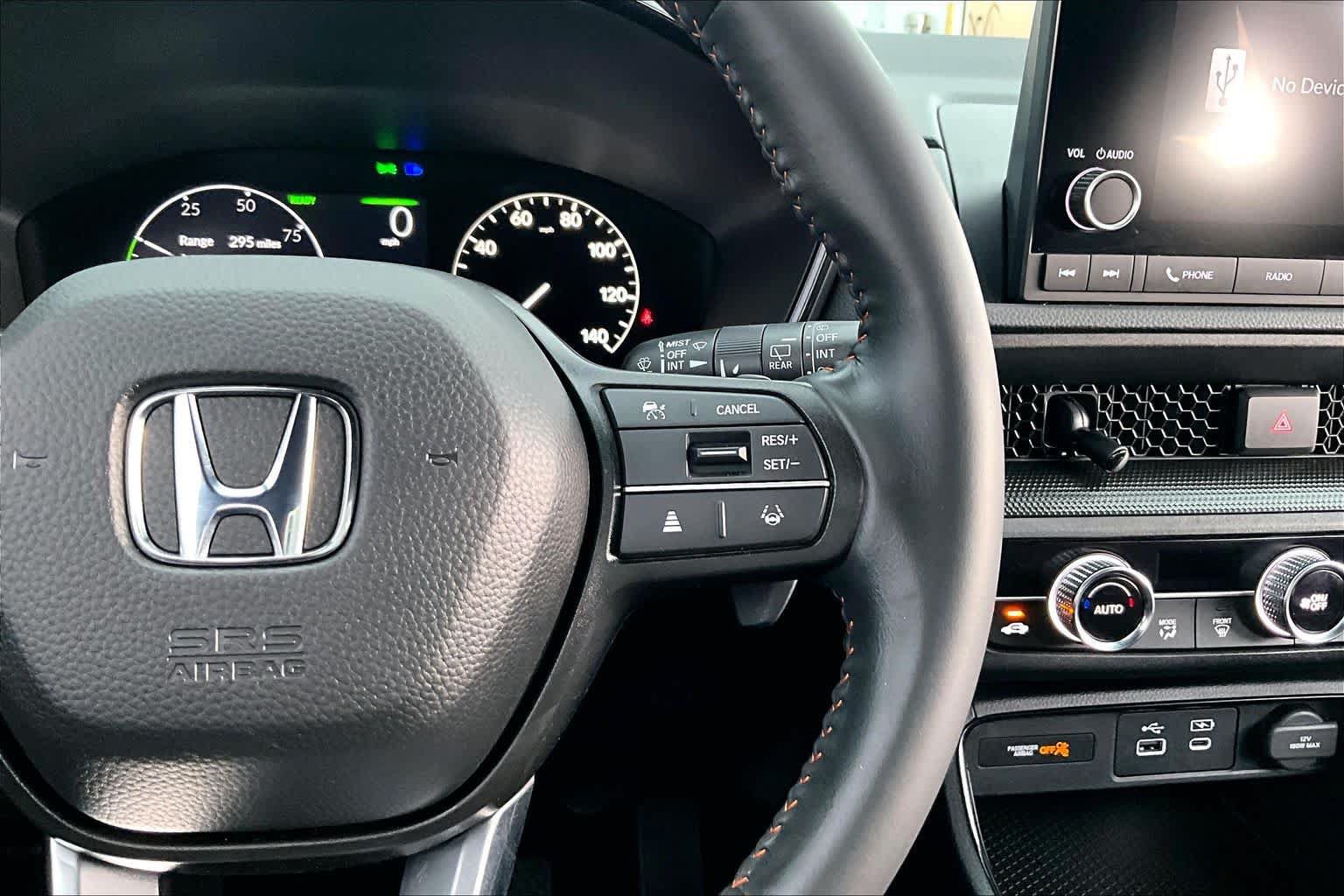Used 2025 Honda CR-V Sport image 24