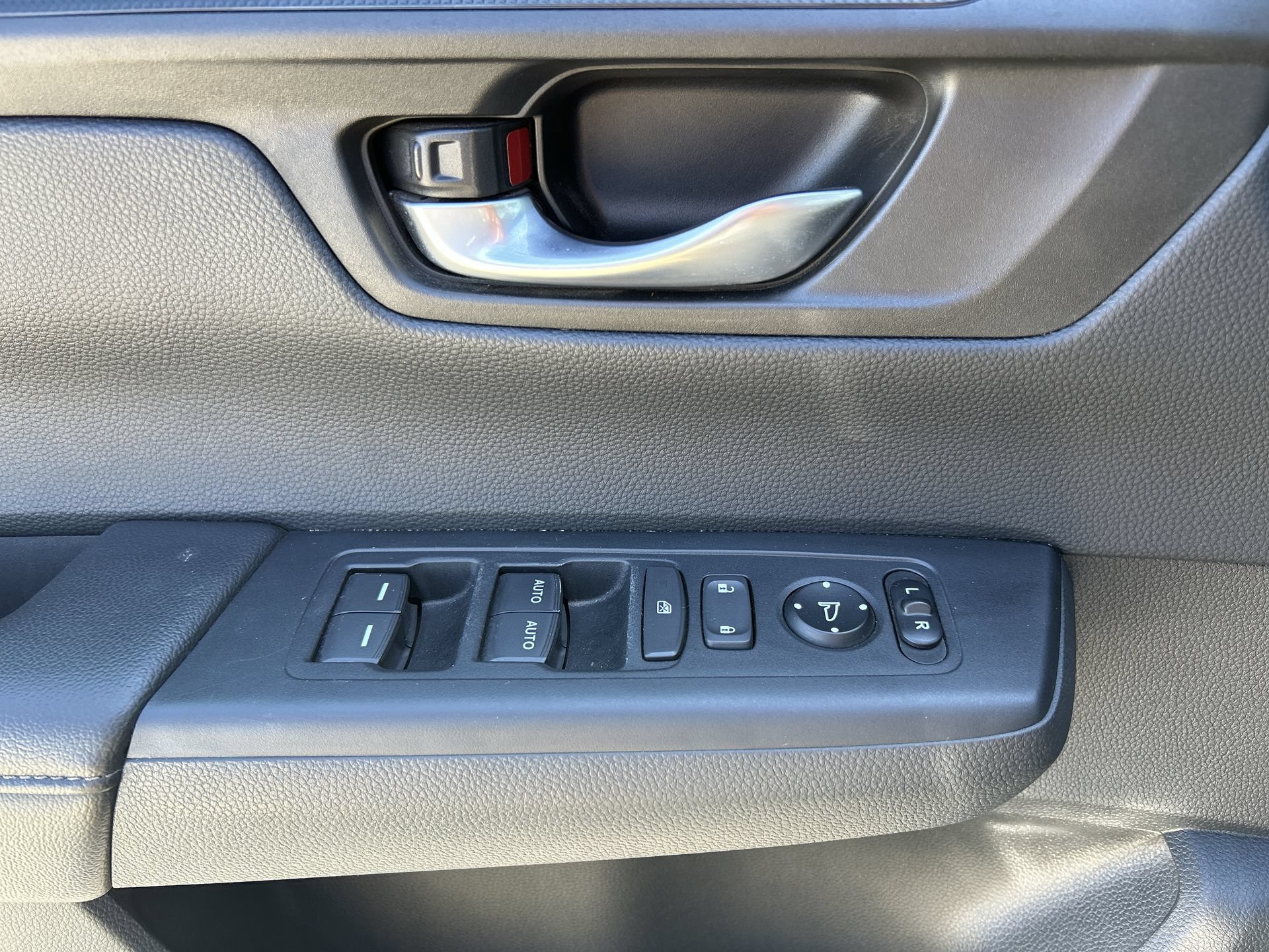 Certified 2024 Honda CR-V EX image 15