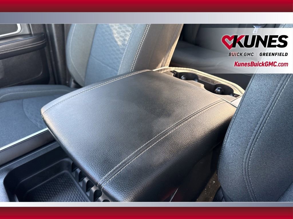 Used 2025 RAM 2500 Big Horn AWD/4WD image 26