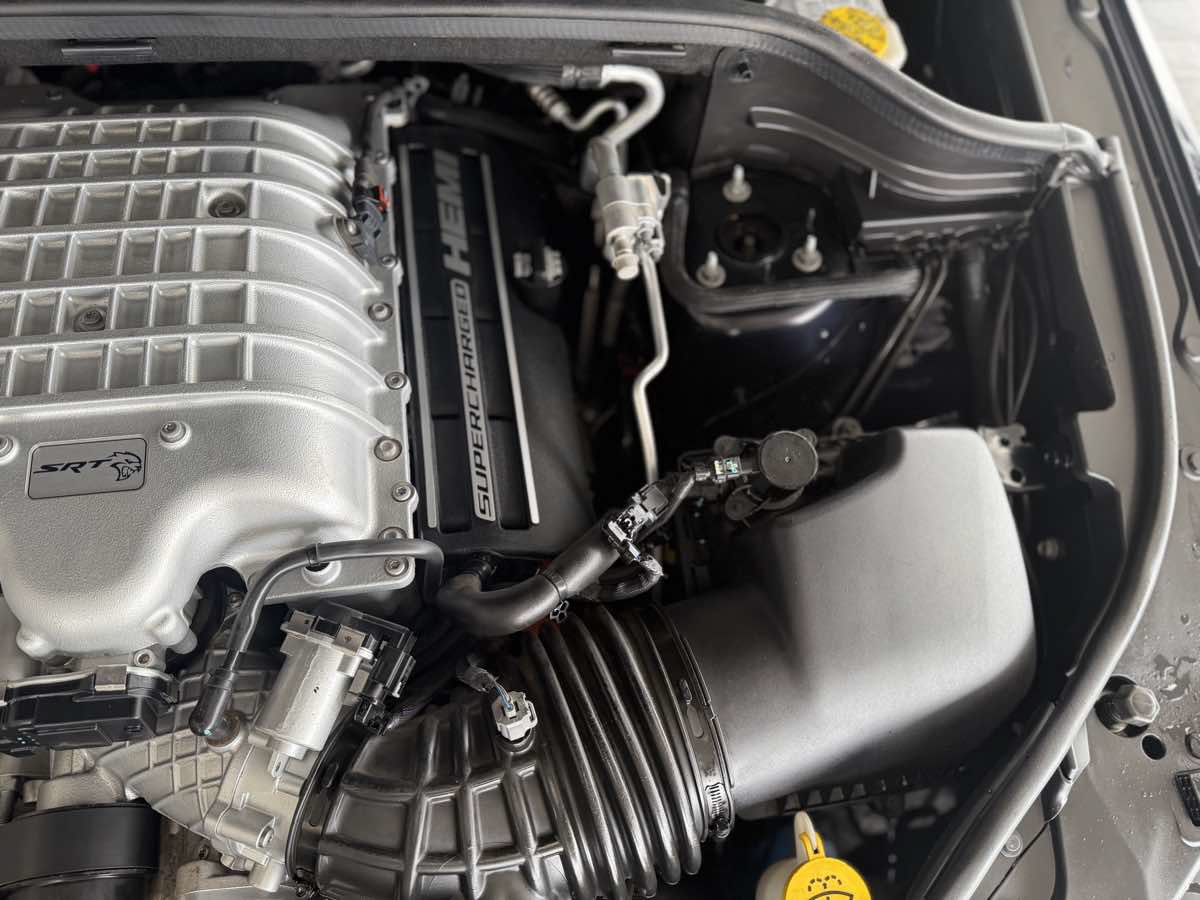 Used 2025 Dodge Durango SRT Hellcat AWD/4WD image 31