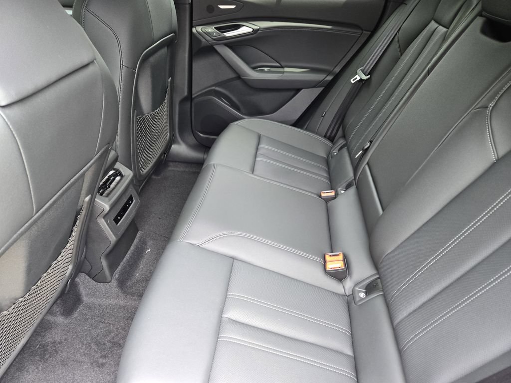 New 2027 Audi Q6 e-tron Premium Plus AWD/4WD image 36