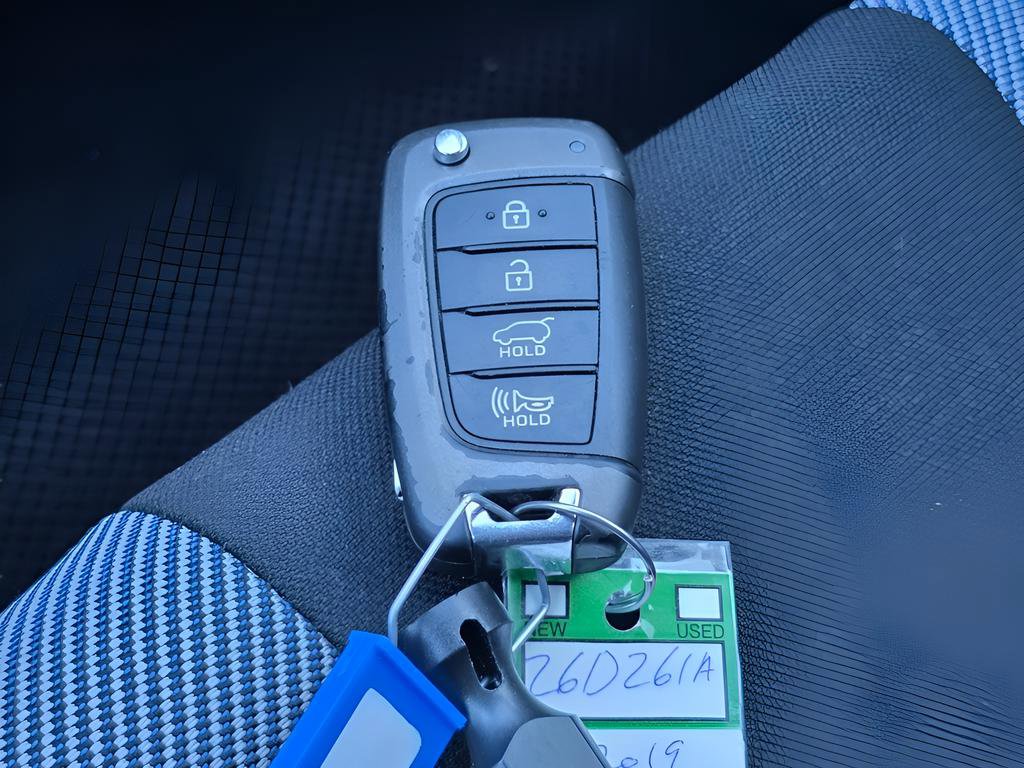 Used 2019 Hyundai Veloster 2.0 image 33