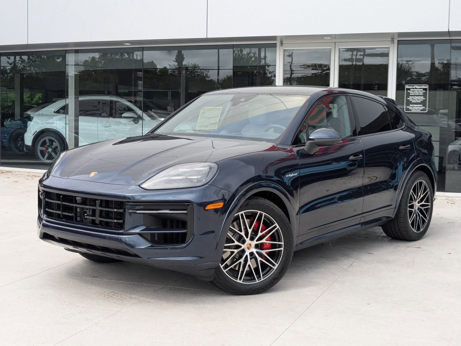 New 2025 Porsche Cayenne S image 1
