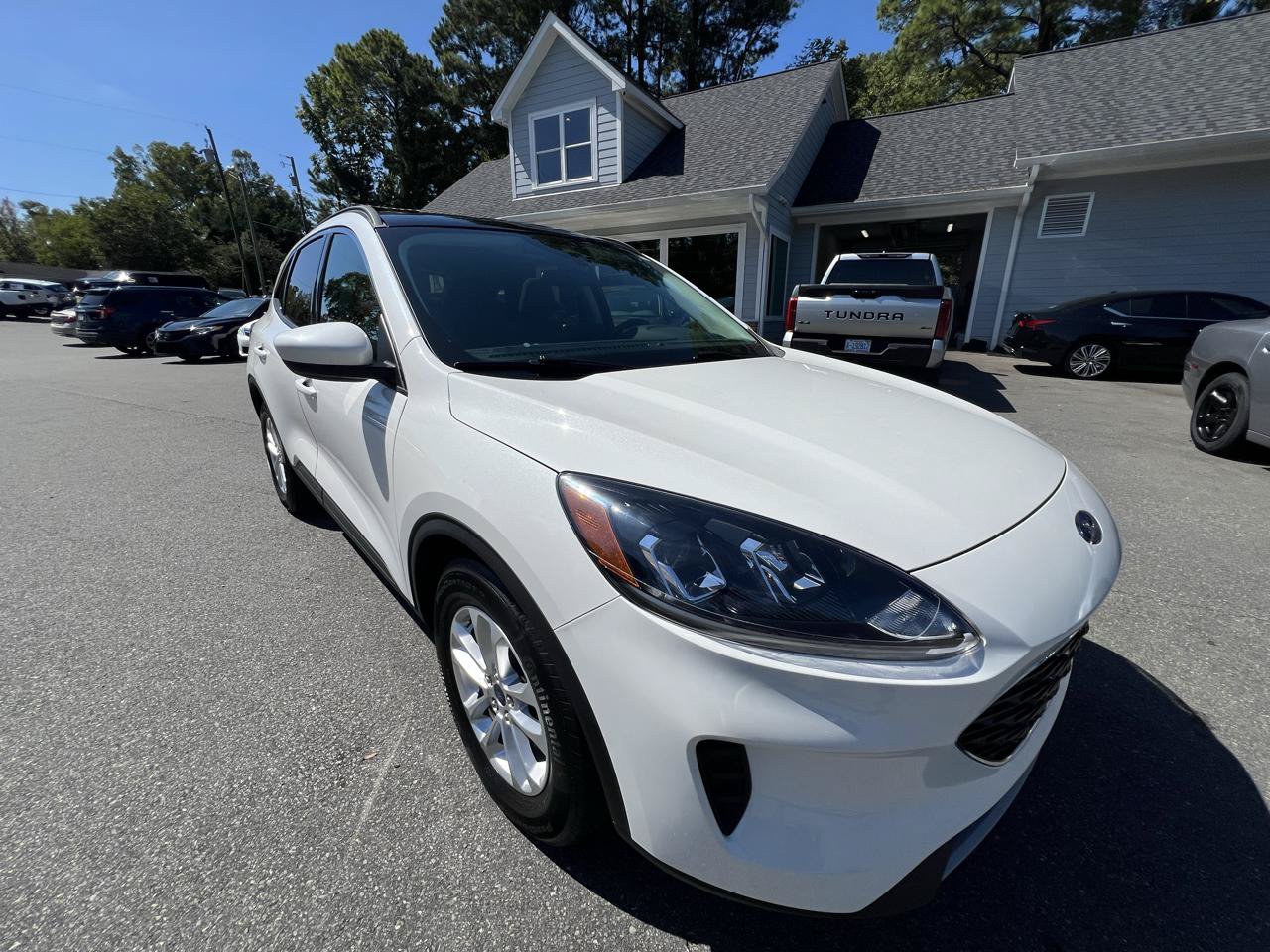 Used 2021 Ford Escape SE w/ Convenience Package FWD image 7
