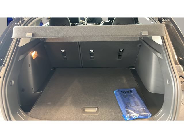 New 2026 Chevrolet Trax LT w/ Driver Confidence Package FWD image 16