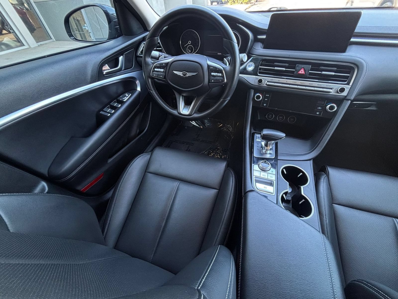 Used 2025 Genesis G70 2.5T AWD/4WD image 35