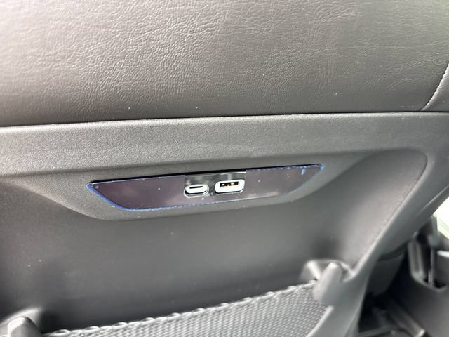 New 2027 Chrysler Pacifica Limited AWD/4WD image 15