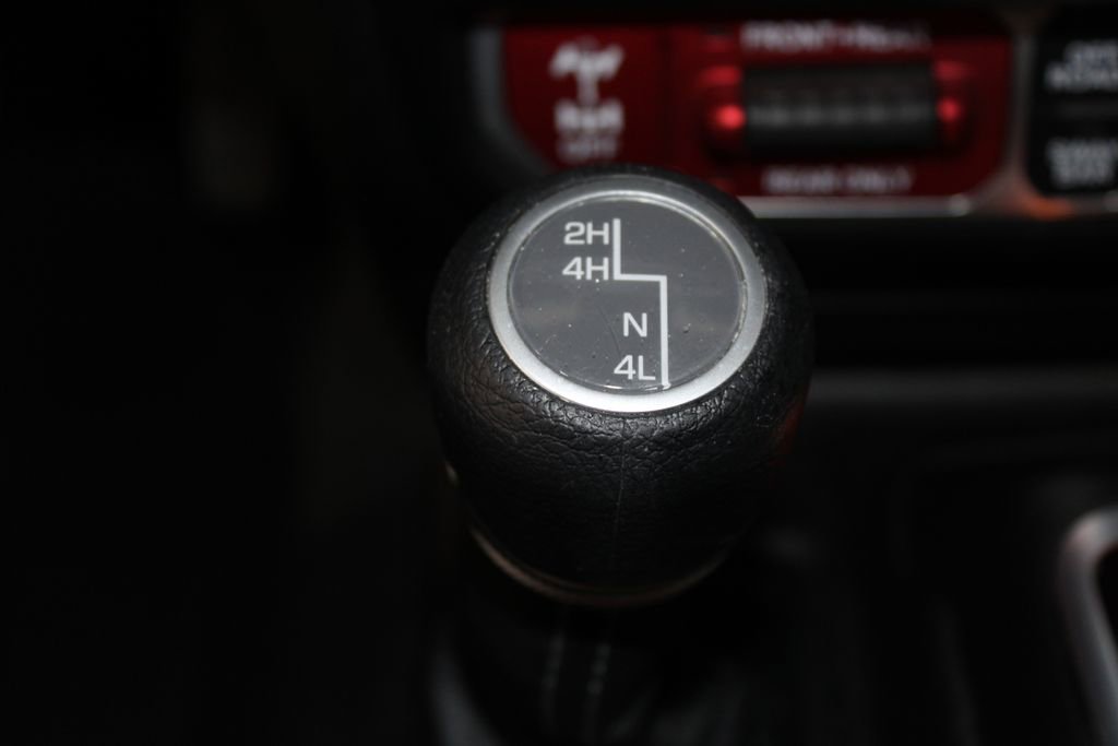 Used 2024 Jeep Wrangler Unlimited Rubicon image 49