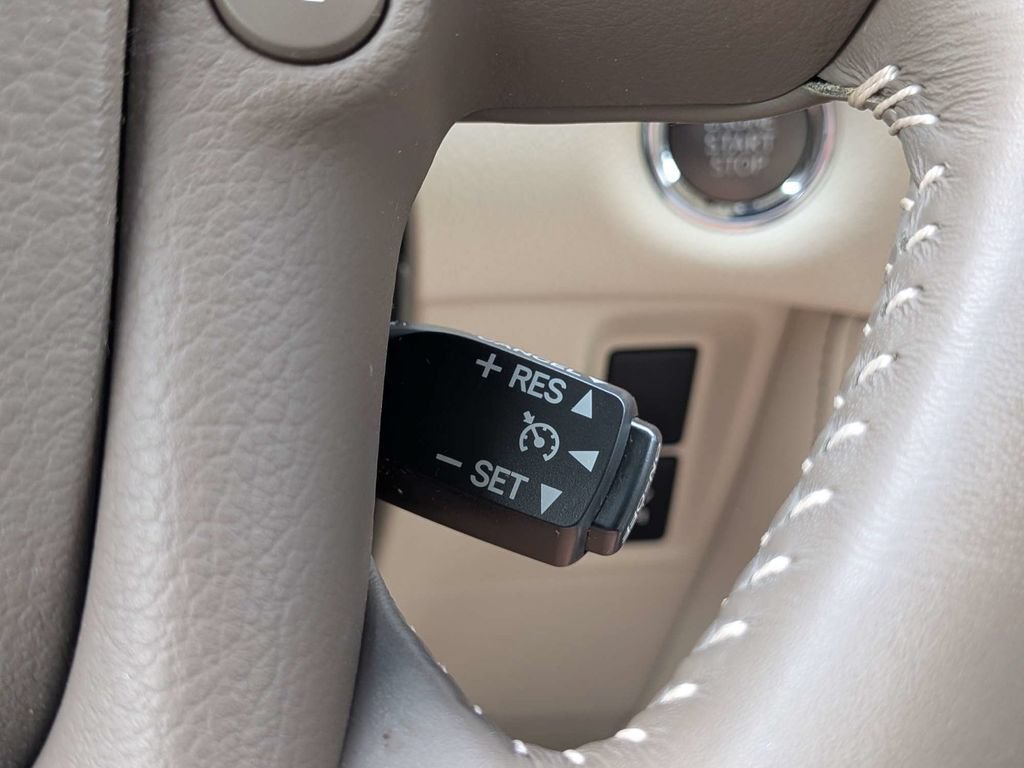 Used 2017 Lexus GX 460 Premium w/ Premium Package AWD/4WD image 36