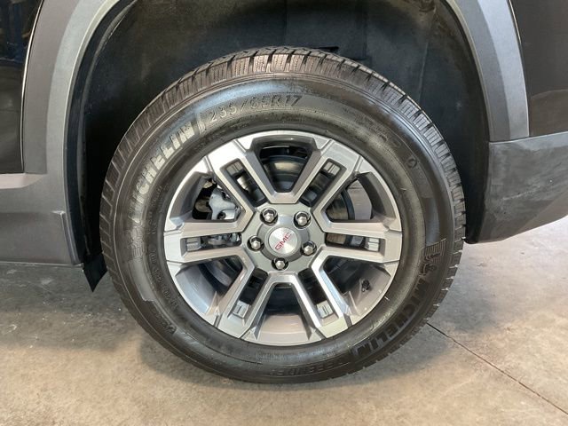 Used 2025 GMC Terrain Elevation image 7