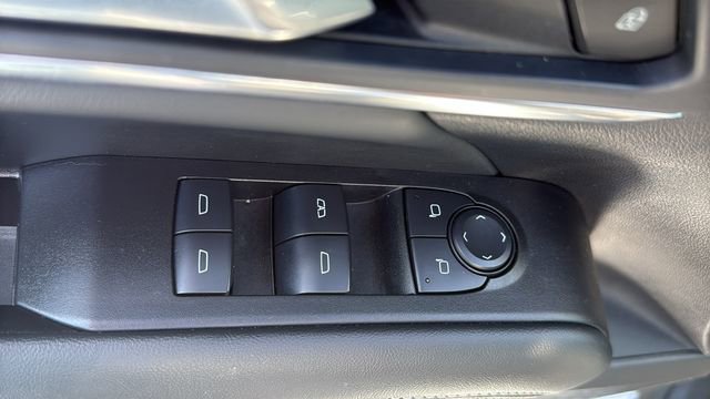 Used 2025 GMC Terrain Elevation image 12