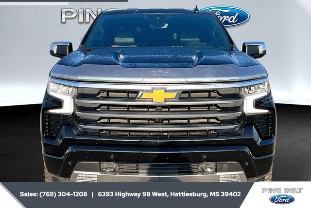 Used 2023 Chevrolet Silverado 1500 High Country w/ High Country Premium Package image 3
