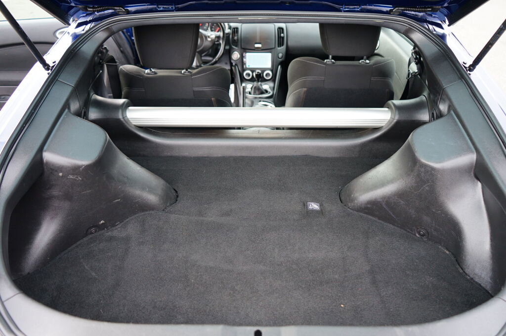 Used 2016 Nissan 370Z Coupe image 12