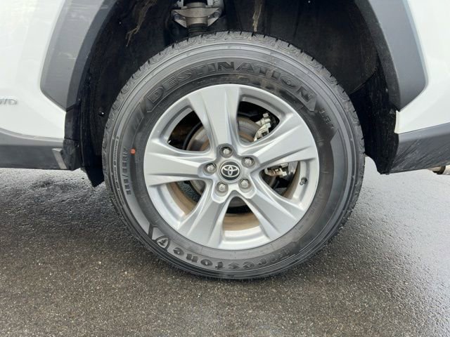 Used 2025 Toyota RAV4 XLE image 26