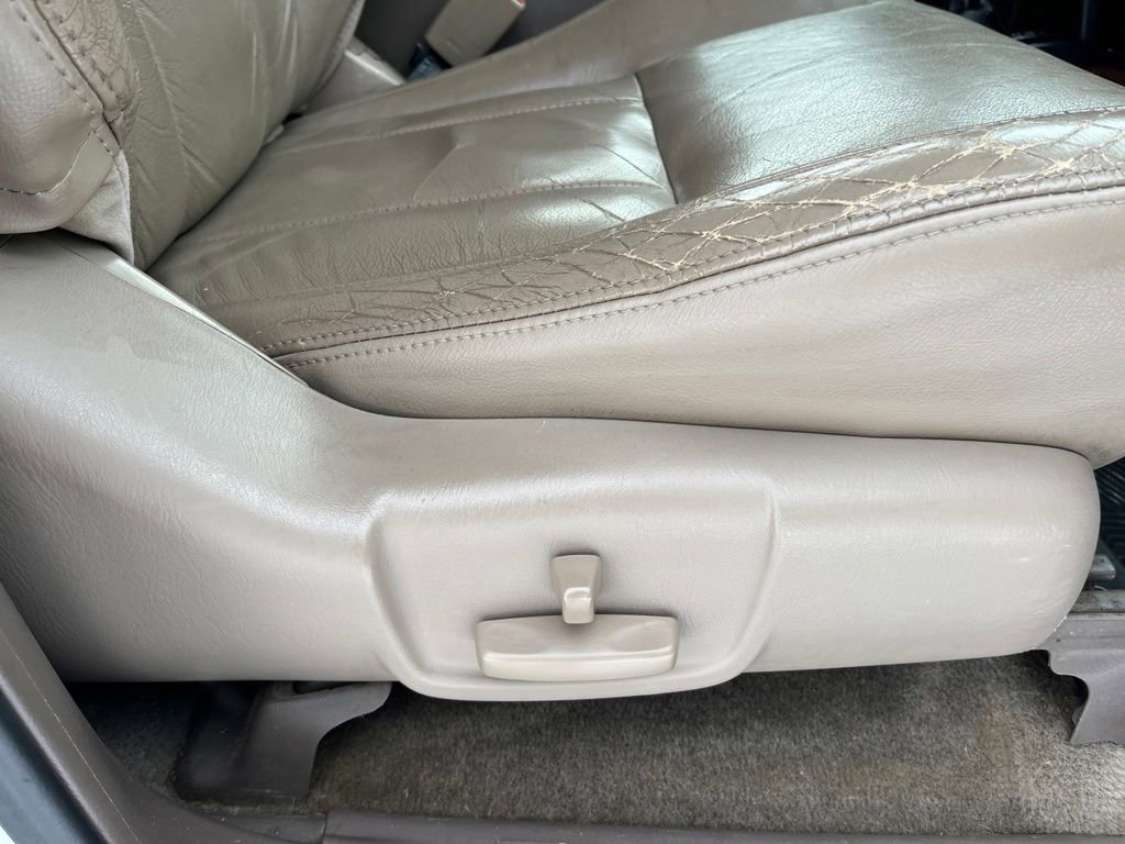 Used 2002 Toyota 4Runner Limited image 26