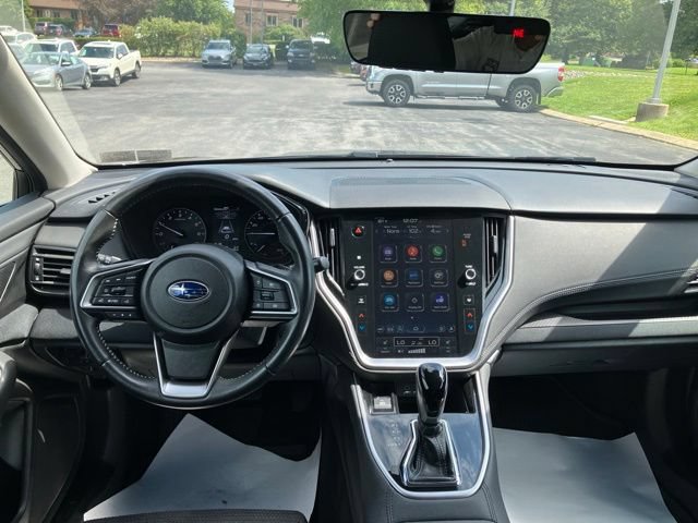 Used 2024 Subaru Outback Premium AWD/4WD image 15