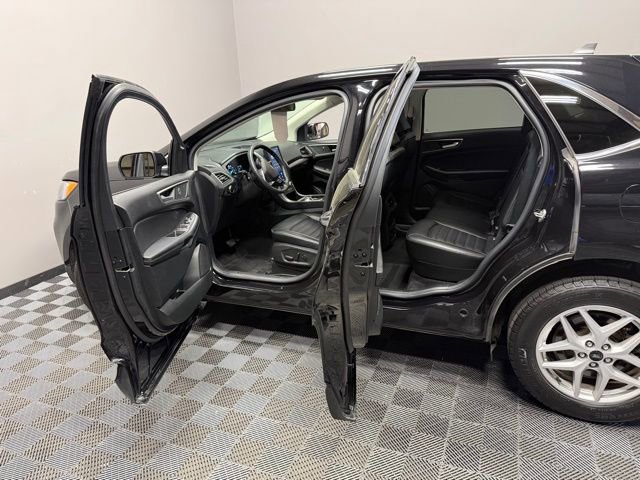Used 2023 Ford Edge SEL w/ Convenience Package AWD/4WD image 13