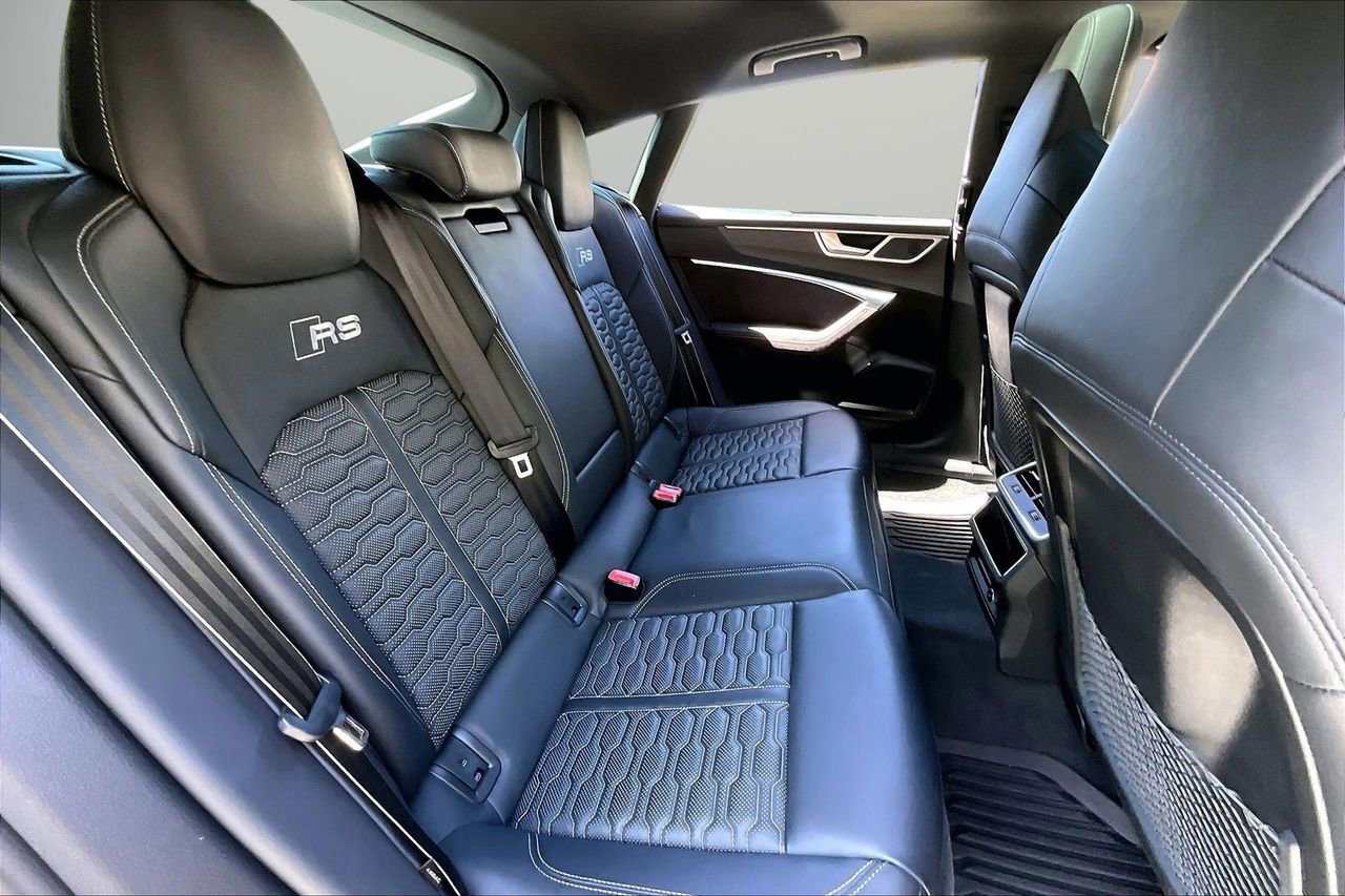 Used 2024 Audi RS 7 Performance AWD/4WD image 25