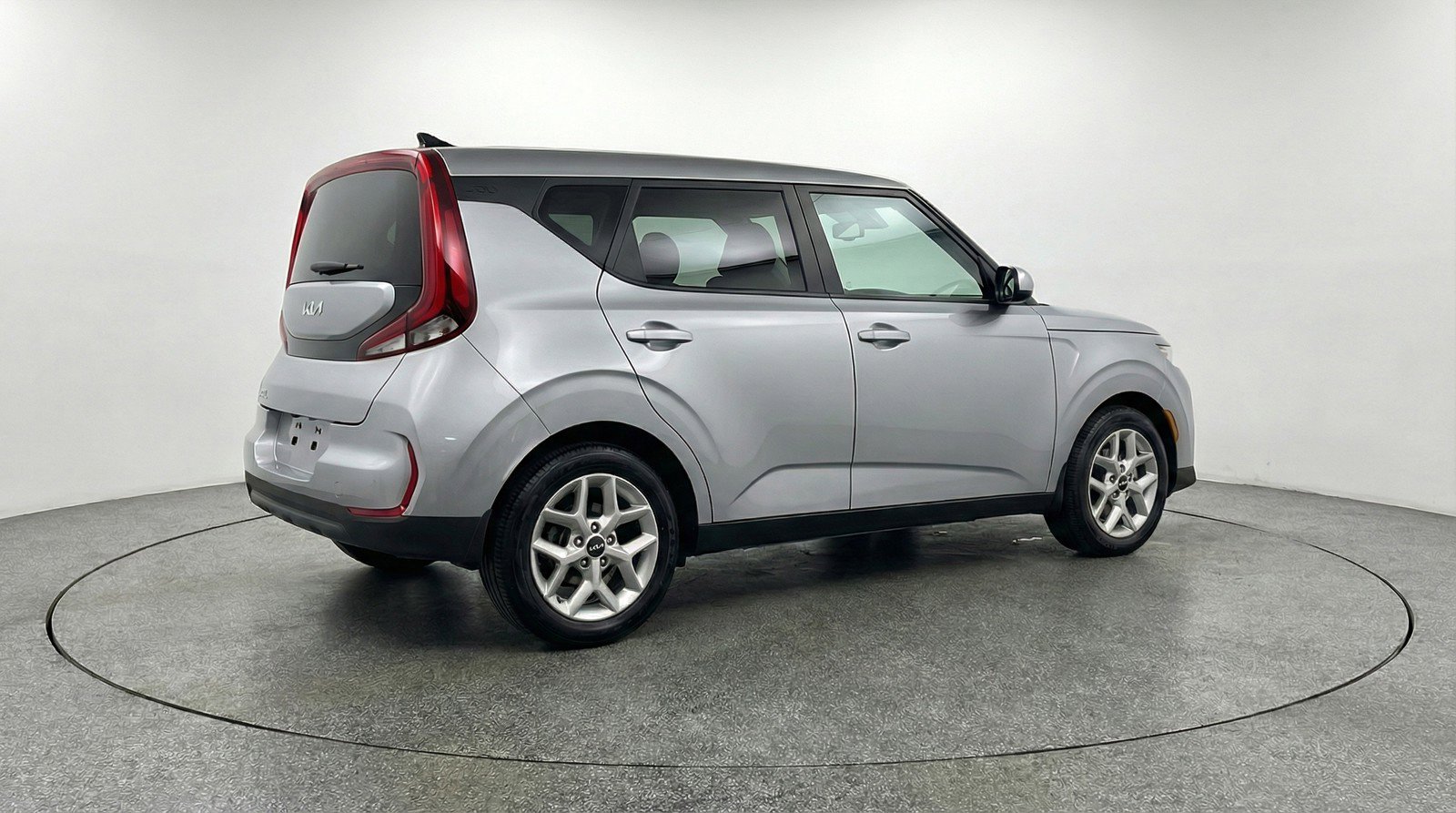 Used 2025 Kia Soul LX w/ LX Technology Package image 9