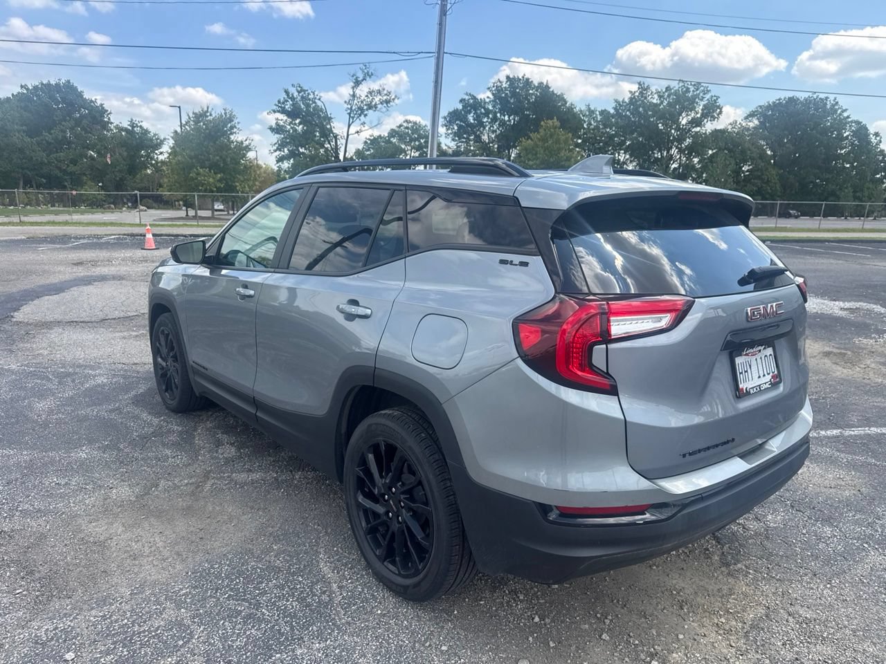 Certified 2024 GMC Terrain SLE w/ Driver Convenience Package FWD image 8