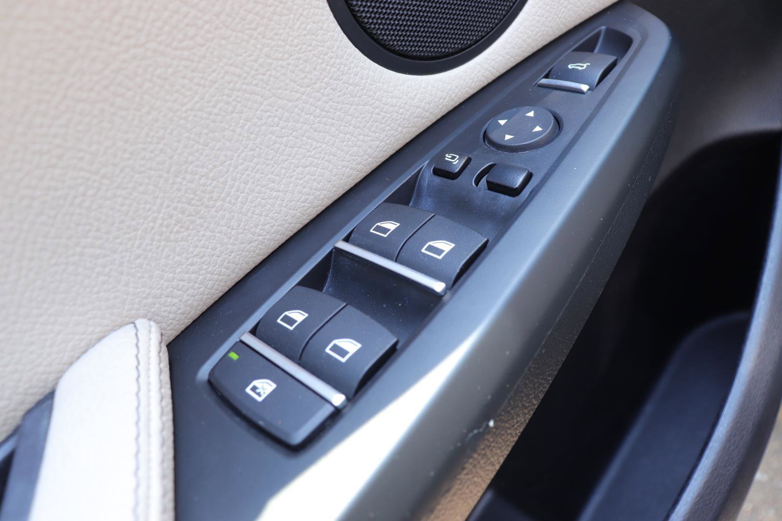 Used 2017 BMW X3 sDrive28i image 24