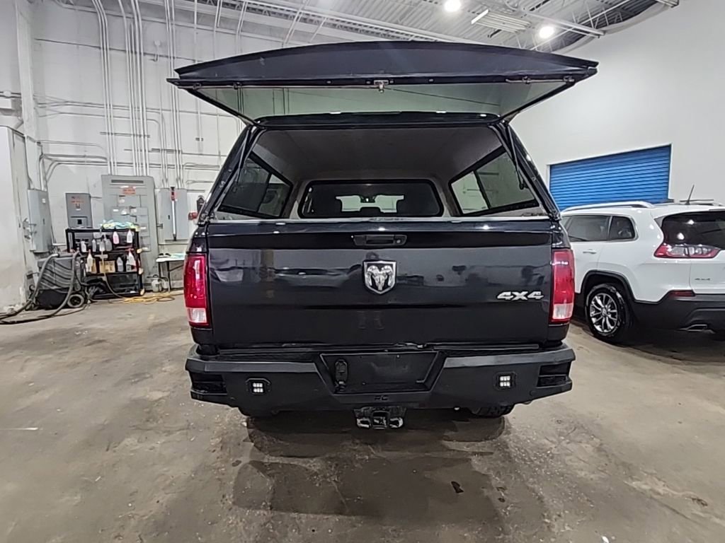 Used 2016 RAM 2500 Tradesman w/ Chrome Appearance Group AWD/4WD image 14