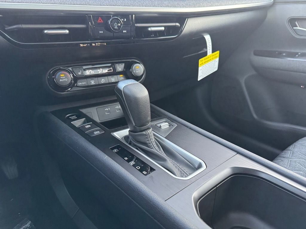 New 2026 Nissan Kicks SV w/ SV Premium Package FWD image 19