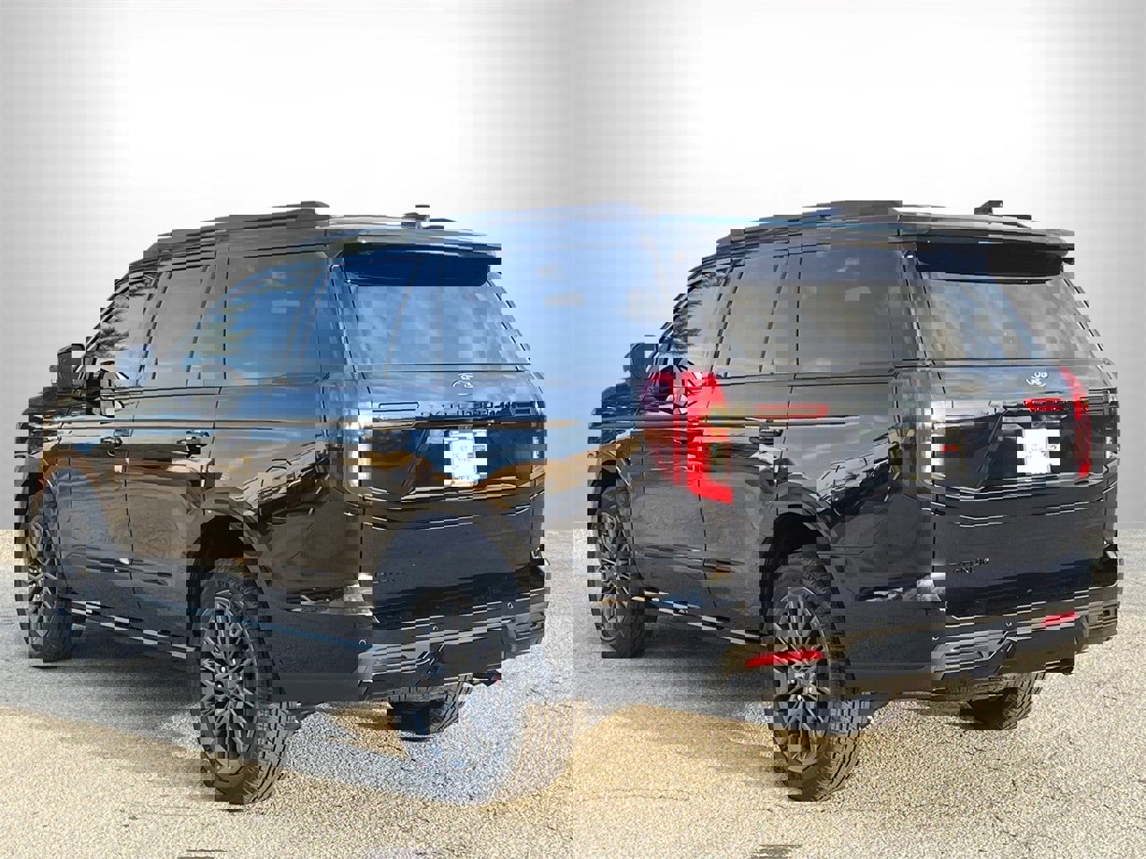 New 2025 Ford Expedition Platinum w/ Stealth Performance Package image 27