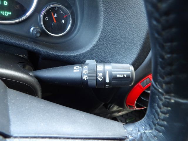 Used 2018 Jeep Wrangler Unlimited Sahara image 16