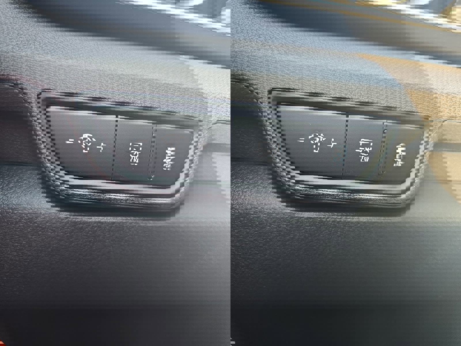 New 2026 Kia Carnival EX FWD image 24